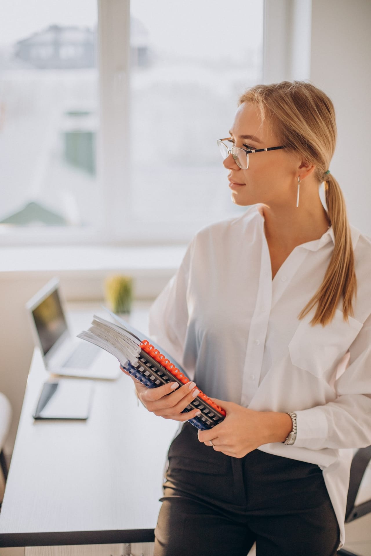 Hearthly services for family wealth accounting